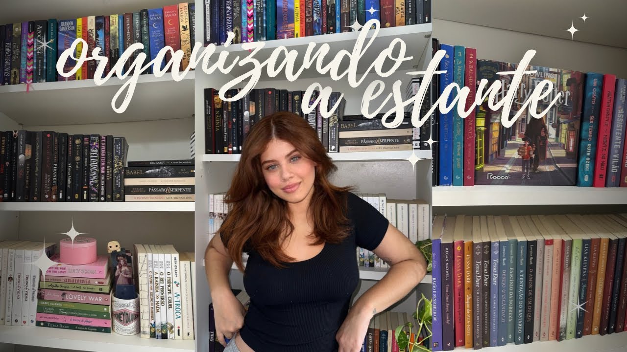 Organizando a estante de livros 📚 ✨