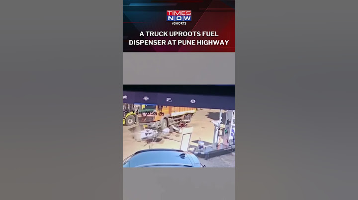 Watch! A Truck Loses Control At A Petrol Pump On Pune Highway #shorts