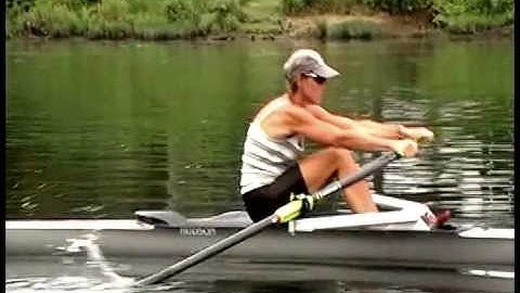 Natural Rowing Technique Demonstrated by Charlotte Hollings