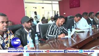 Wasiirka wasaarada tamarta iyo macdanta Somaliland oo shahaadooyin gudoonsiiyay shaqaalhii wasaarada