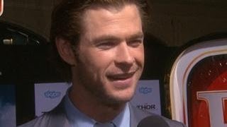 Thor's Out of This 'Dark World' Premiere