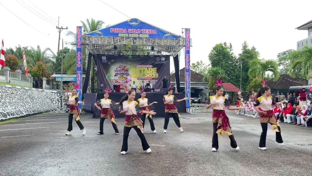 Juara 1 Lomba Senam Kreasi di acara Betare Fest