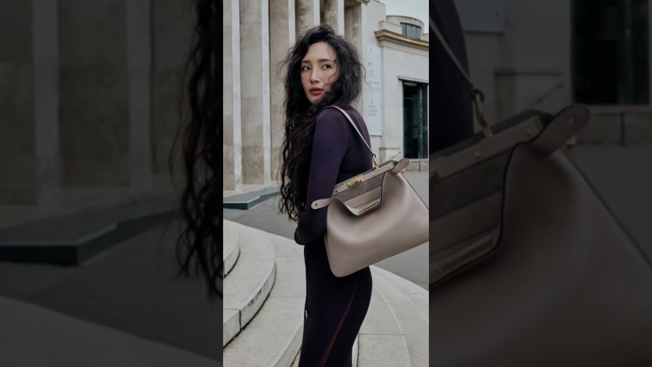 FENDI Peekaboo Soft Handbag