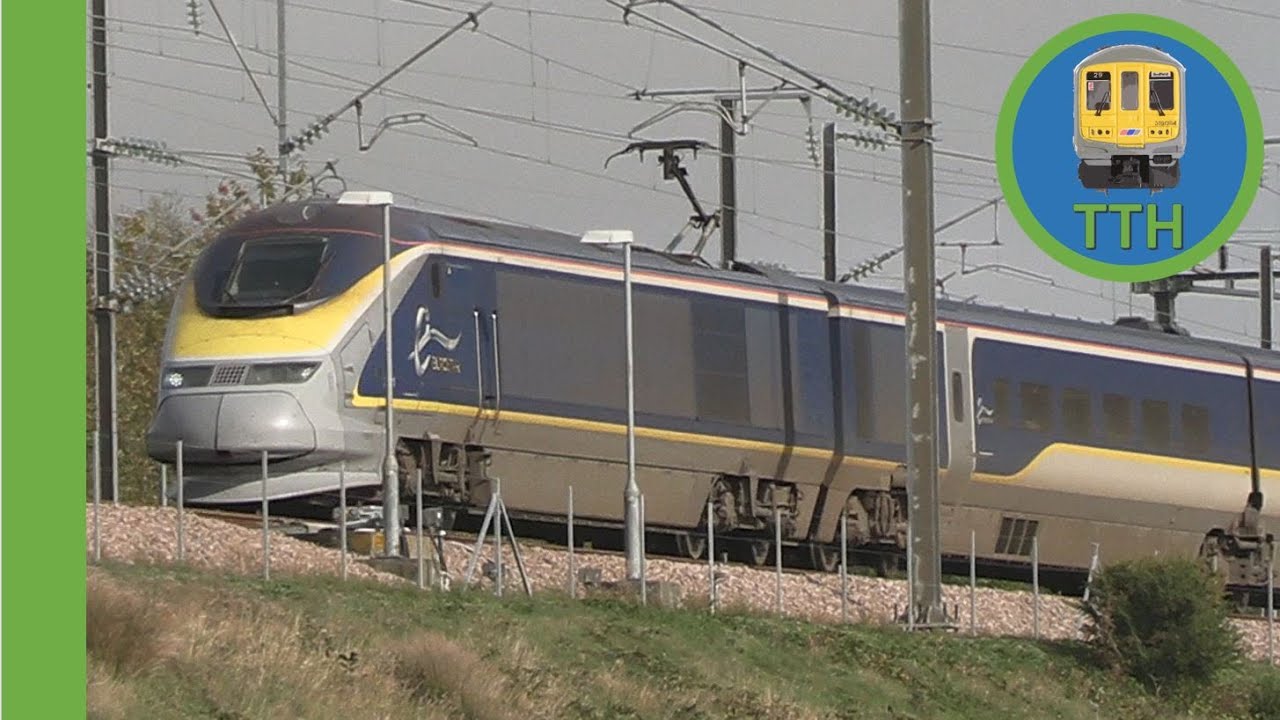Trains at Sandling