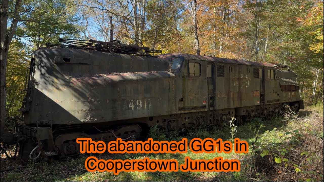 A Quick Look at the Abandoned GG1s in Cooperstown Junction - YouTube