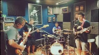 A certain kind - Bloodrock cover