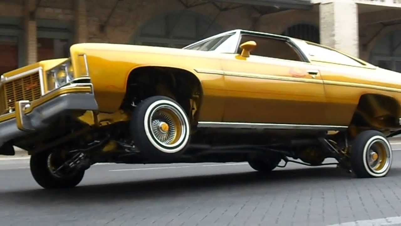 LOWRIDERS IN SAN ANTONIO - YouTube