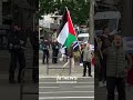 Palestinian flag stands firm amid pro-'Israeli' rally in Berlin