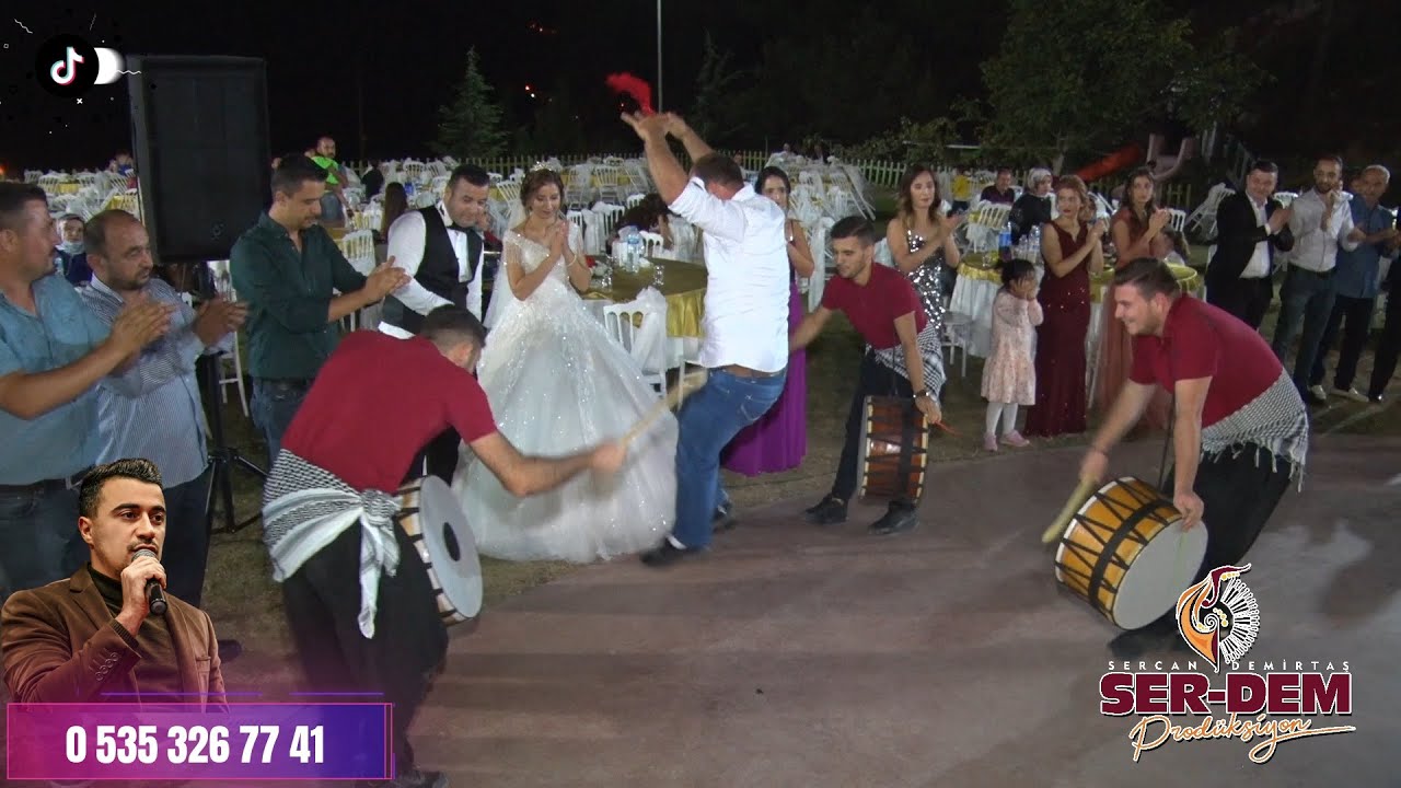 BU MÜZİĞE VE OYUNCUYA HAYRAN KALINIR. 