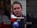 Minister en medewerker onwelna nacht onderhandelen: waaromblijven politici dat doen?