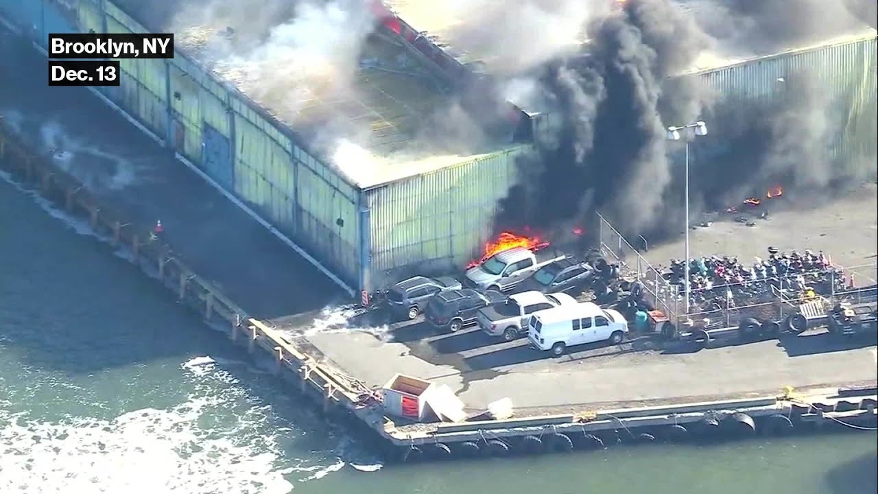 Massive Fire Destroys NYPD Evidence in Brooklyn Warehouse - YouTube