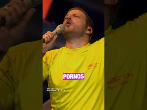 Pornos in Schuhkartons.