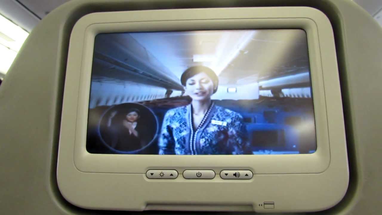 Malaysia Airlines A330-300 safety video (9M-MTA)