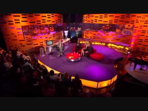 Barry Manilow on The Graham Norton Show, 10th Dec 2010 Part Two