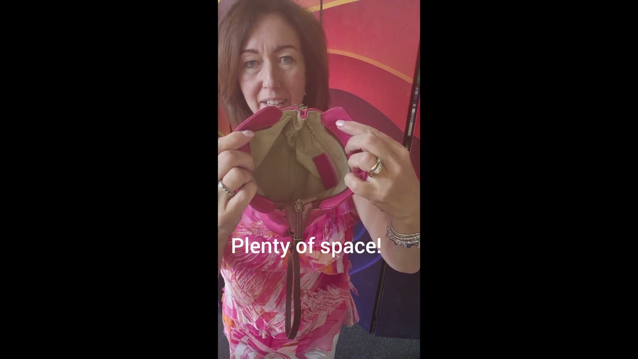 Karisma's most popular Small leather bag!