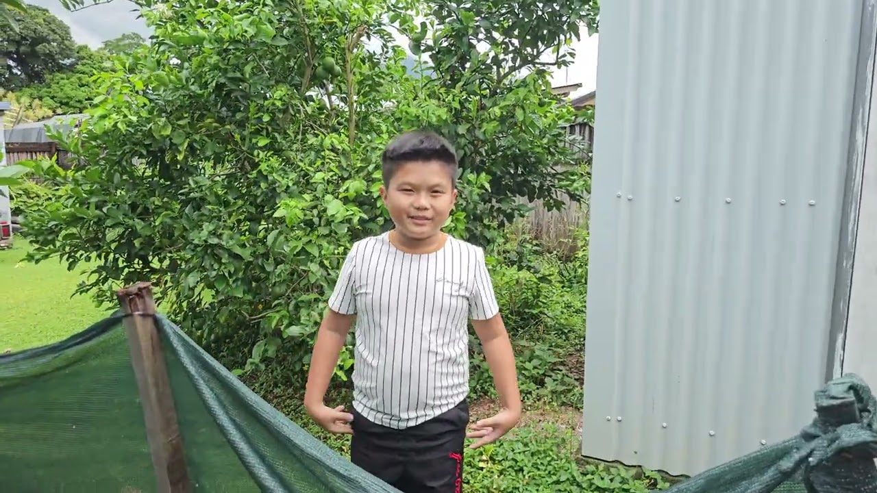 Hnub no niam laus tuaj saib kawm os 