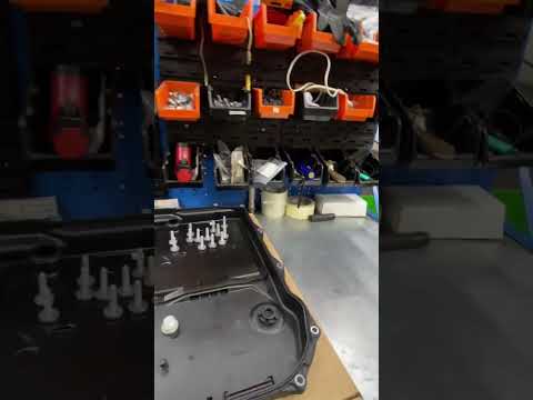 Правильная экономия. #shorts #заменамасла #motulevo #zf #bmw #motul