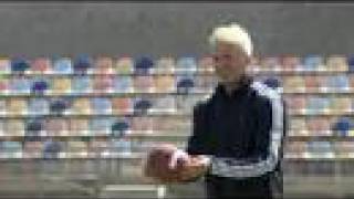 Beckham: NFL Punter? (futbol meets football)