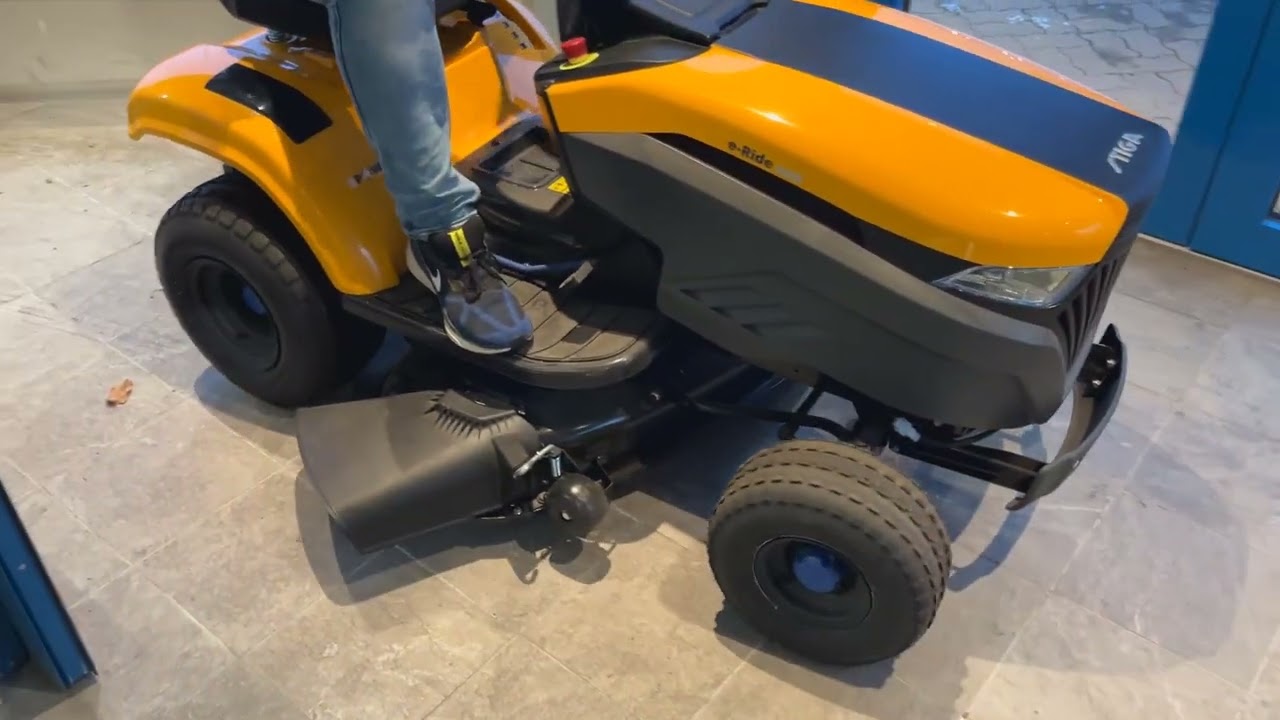 Åkgräsklippare  Stiga  e Ride S300