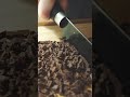 【ASMR】チョコレートを割ったり、刻んだり、混ぜたりする音｜作業用BGM　#Shorts