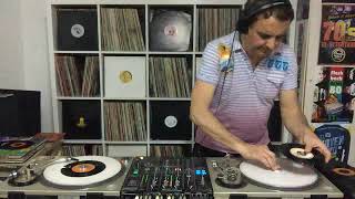 Power DJ Mix - 4 discos en 1 minuto - 70s Disco Music