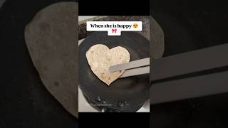 'Food' bhi 'Mood' pe depend hai 😂 #funny #reels #couple #romantic #couplecomedy #marriage #love
