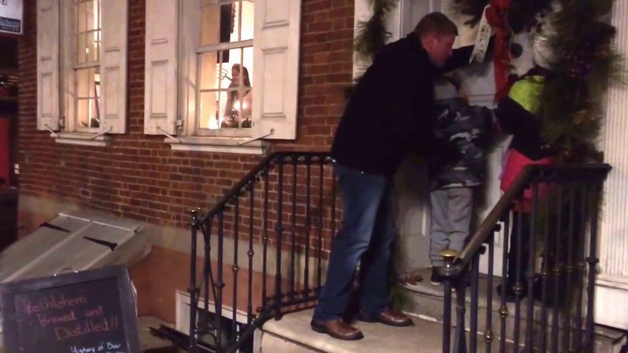 December 16, 2016: Live Advent Calendar- SahlComm