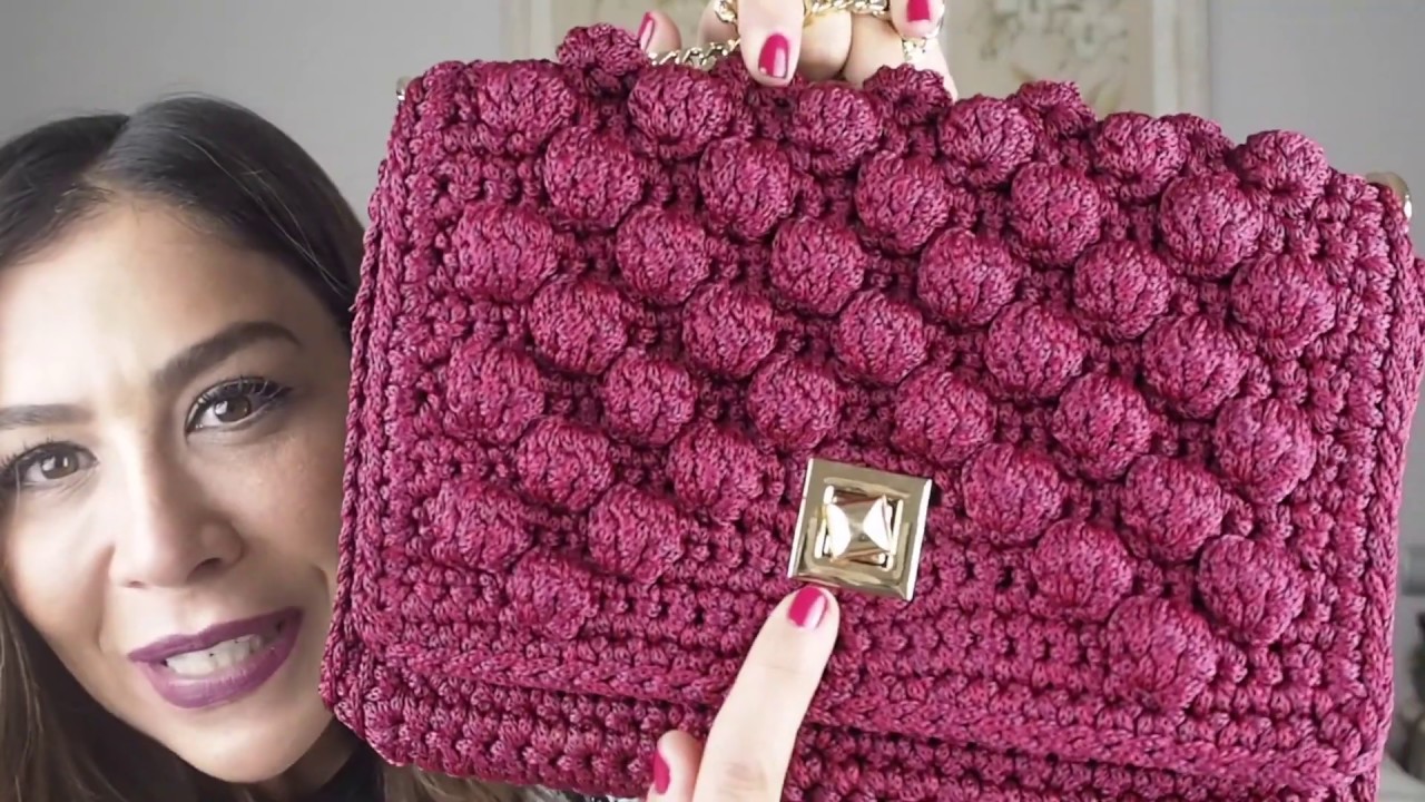 Rakel presents her favourite crochet MISS POLYPLEXI bags and her custom-made accessories