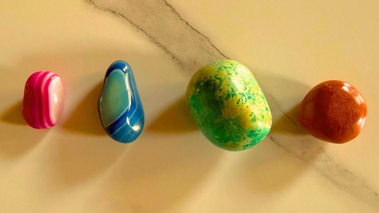 выберите карту | его точные мысли и чувства | гадание на Таро