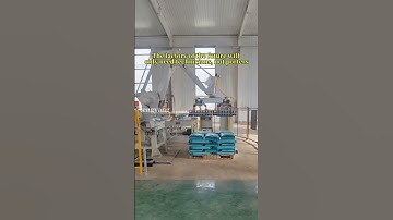 The factory of the future will only need technicians not porters.#palletizing #machine #factory