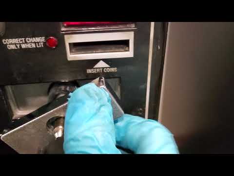 How To Open Vending Machine And Change Lock Part 1
