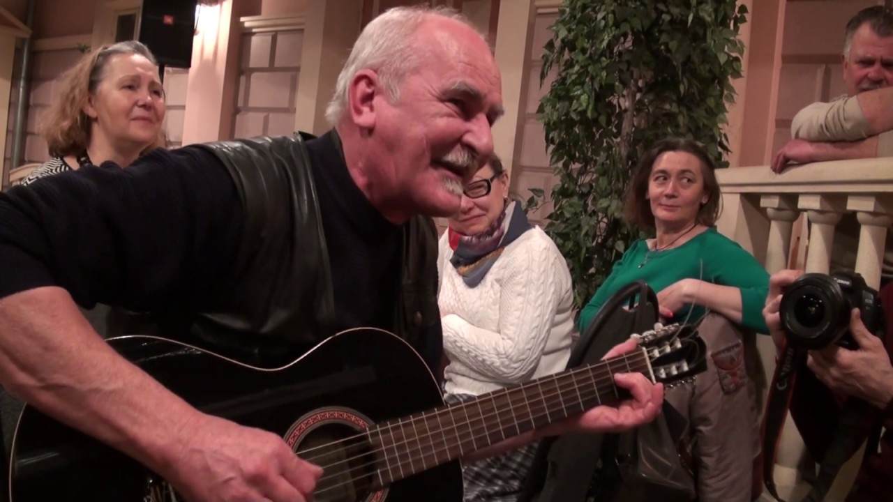 Дк мэи фото