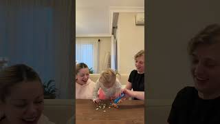 Dora Değişiyor Ama Mama Aşkı Halaa Aynııııı