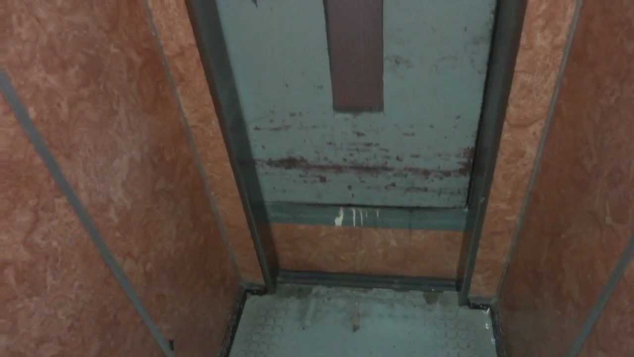 Saudi Arabia Hotel explore - UNLOCKED OLD LIFT MOTOR ROOM (Part 1of2)