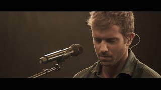 Video thumbnail of "Pablo Alborán - Lo nuestro (Acústico)"