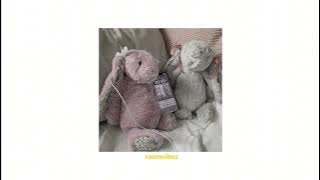 Beach Bunny-Cloud 9 (speed up) tiktok version