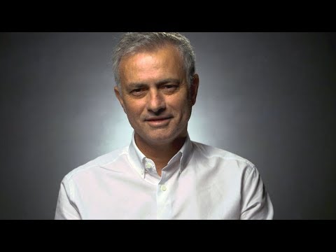 МОУРИНЬЮ о работе в ЧЕЛСИ, своих лучших трасферах и победе в АПЛ. Интервью на русском.