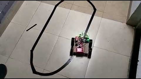 line follower bot with sweeper/ ms-101 1st year  project/ IIT Bombay mechanical engineering