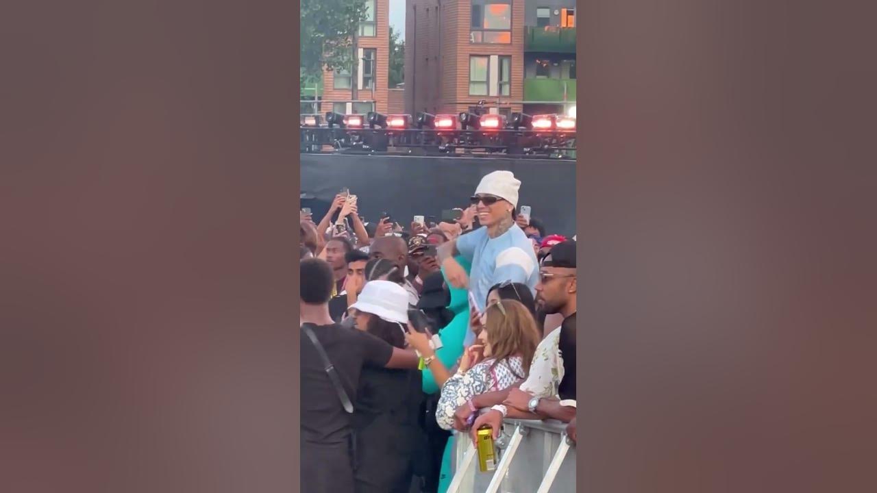 CENTRAL CEE AND DRAKE VIBING AT THE WIRELESS FESTIVAL #drake #centralcee #wirelessfestival CENTRAL CEE AND DRAKE VIBING AT THE WIRELESS FESTIVAL #drake #centralcee #wirelessfestival