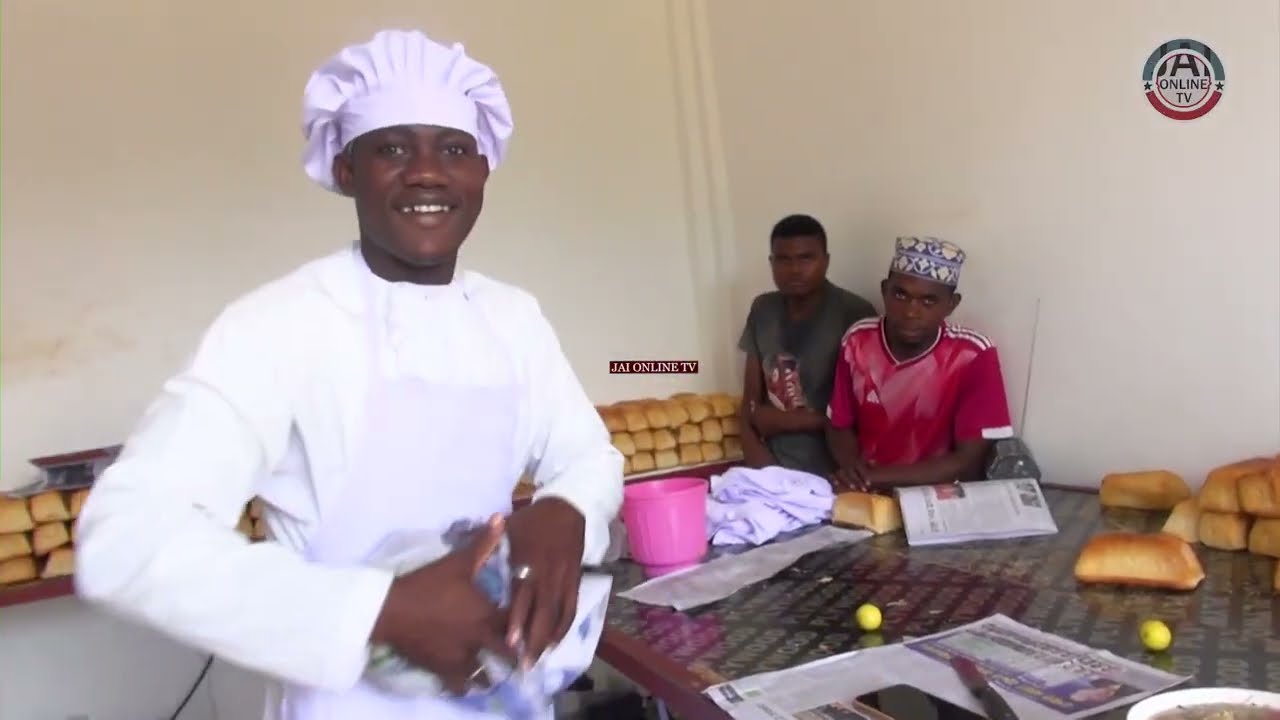 HUYU NDIYE BINGWA WA KUTENGENEZA MIKATE YA BOFLO ZANZIBAR