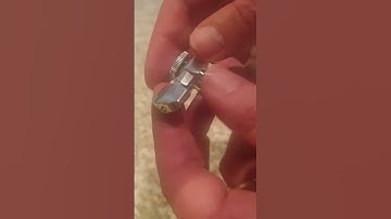 Problems with Fender Locking Tuners