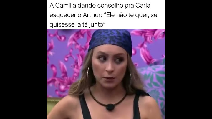 A Camilla  dando consenho para Carla