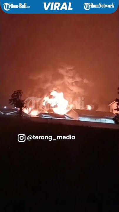 Kebakaran di Gudang Garam Kediri, 8 Unit Damkar Dikerahkan
