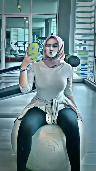 yang bikin sulit fokus di gym #tiktok #viral #women #cantik #hijab #cantikbali #trending #gym