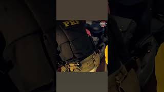 Un contrabandista quiere engañar a la policía #viral #police #texas
