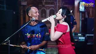 Sekuntum Mawar Merah  Ria Amelia