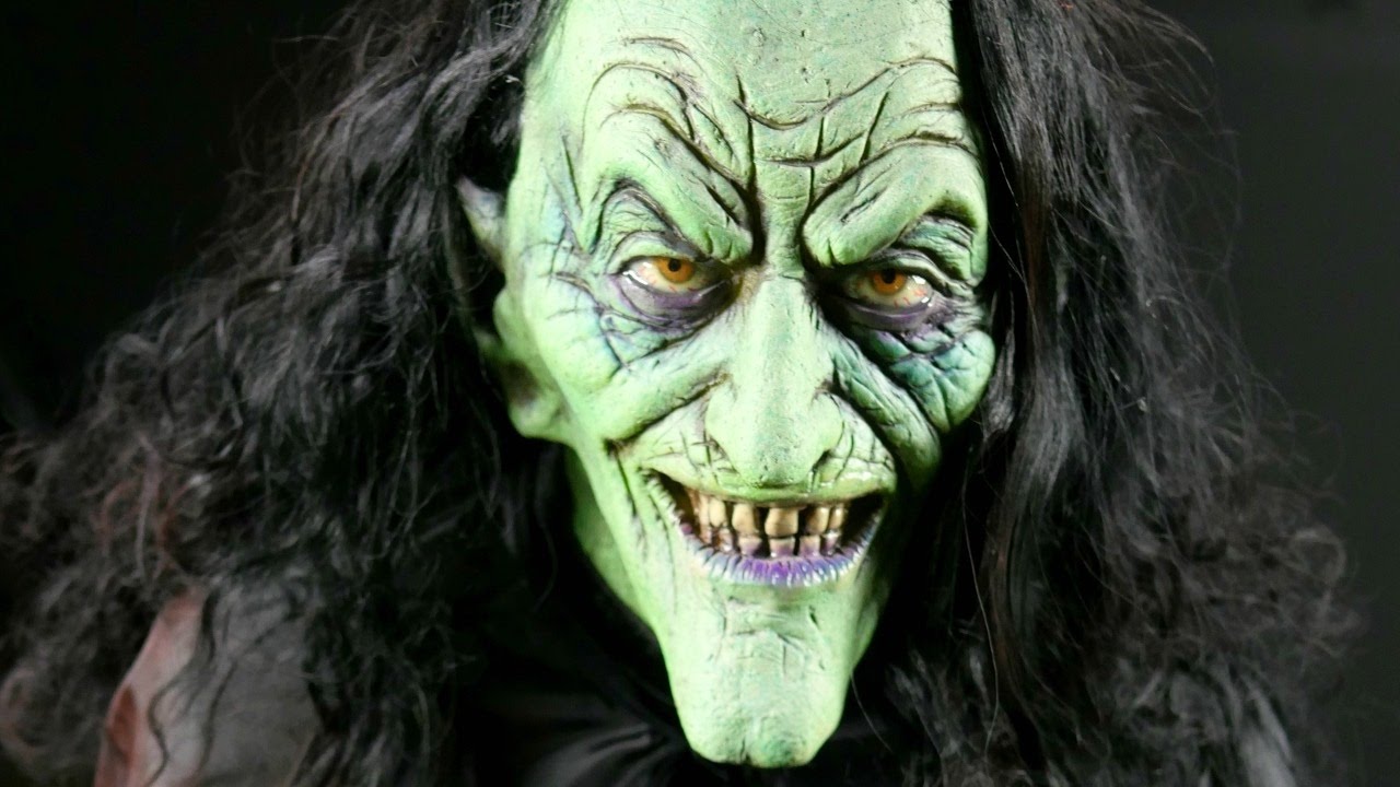 Witchcraft Frightronic Prop with Cauldron