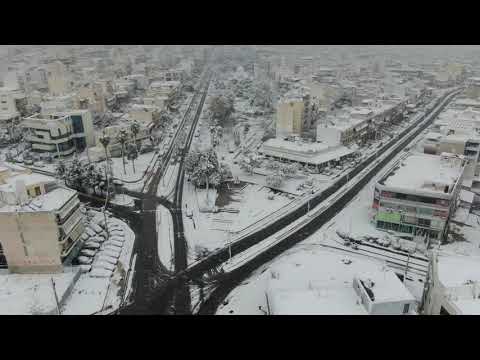 Χιονισμένα νότια προάστια από drone