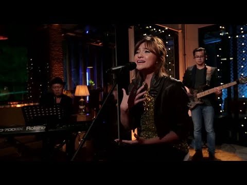 Marshanda - Akhirnya (Gigi Cover) (Live At Music Everywhere) **