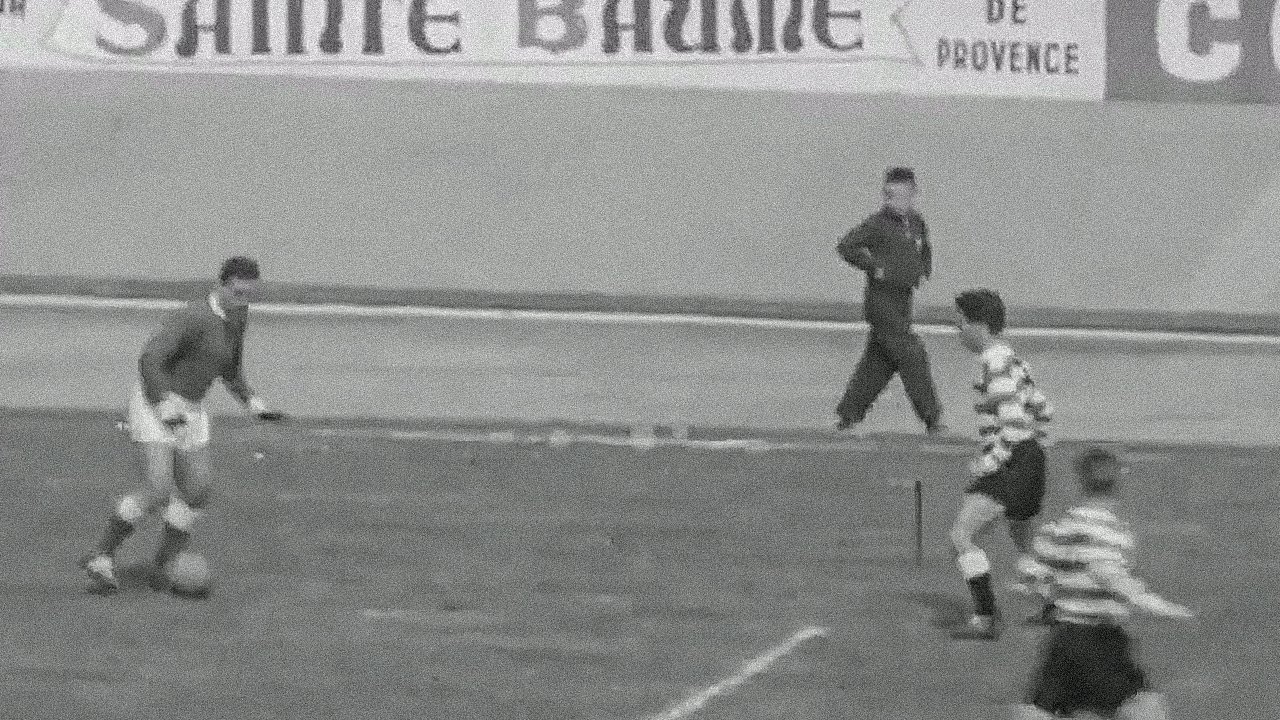 File:3.2.57. Foot. Coupe de France. Reims - El Biar (Algérie) (1957) - 53Fi6412